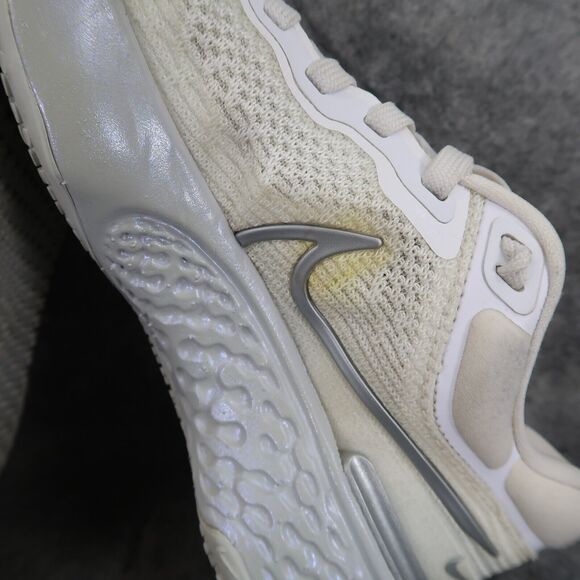 Nike Shoes Womens 6 Athletic Trainer Zoom X Invincible Run Flyknit Sneaker White - Picture 9 of 14